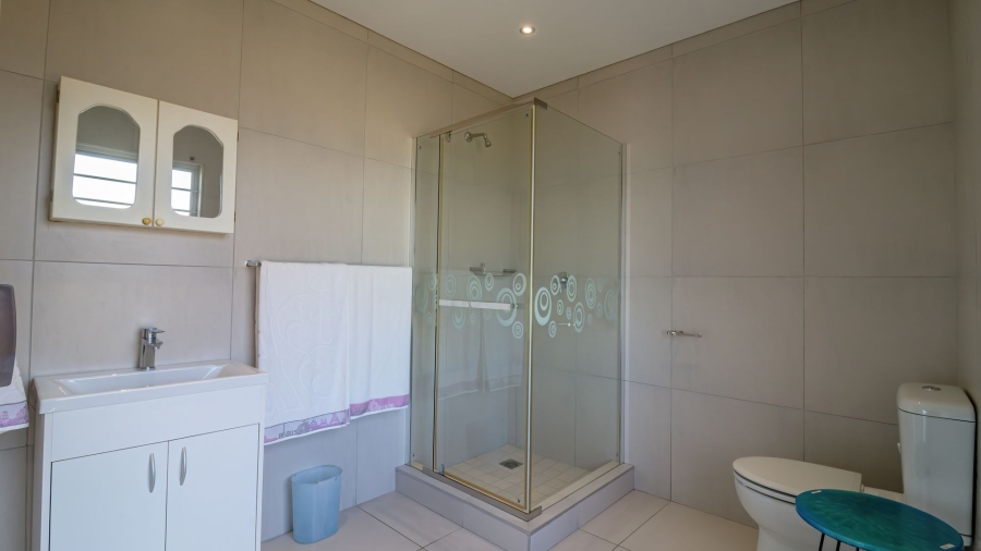 5 Bedroom Property for Sale in Sunrise On Sea Eastern Cape